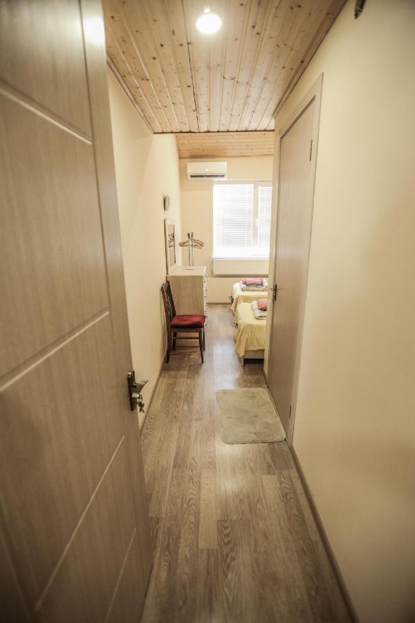 Dogona Apartment Tbilisi Bagian luar foto